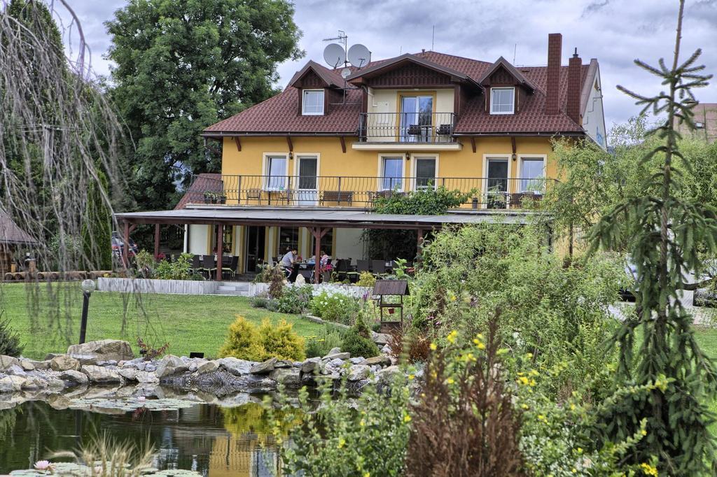 Penzion Fantazia Michalova - Brezno-Muranska Planina Exterior foto